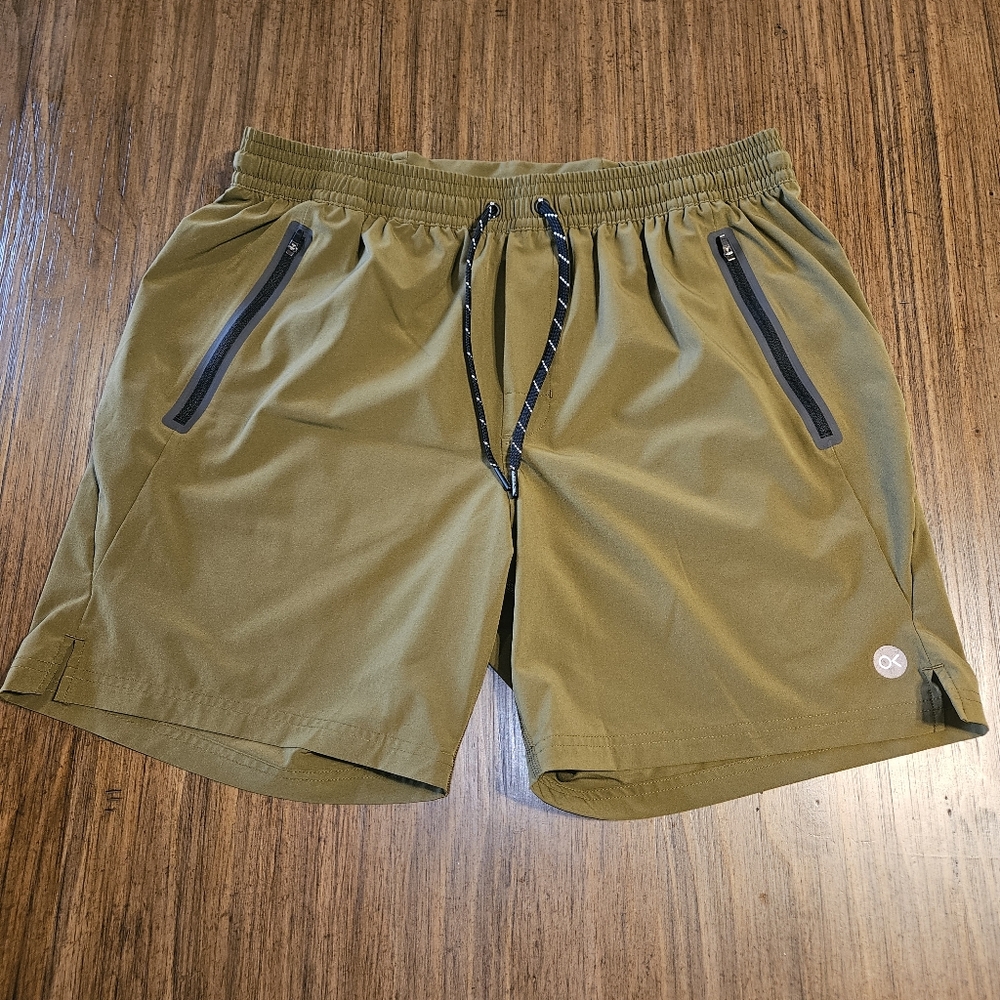 Outerknown Shorts Mens XL Green Endurance Lined Volley Stretch Reflective